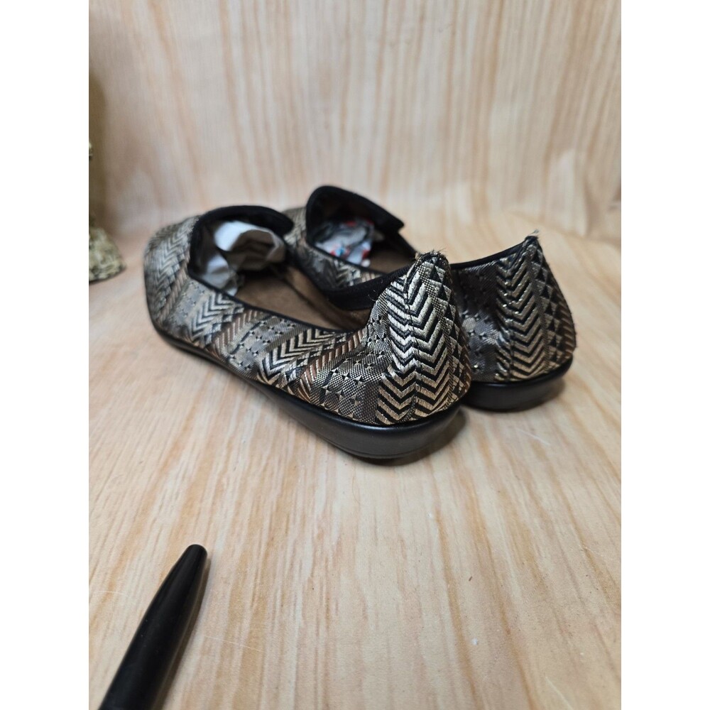 AEROSOLES BETUNIA Slip-On Loafer Soft BLACK WITH GOLD DESIGNS Size 9 - Picture 5 of 10